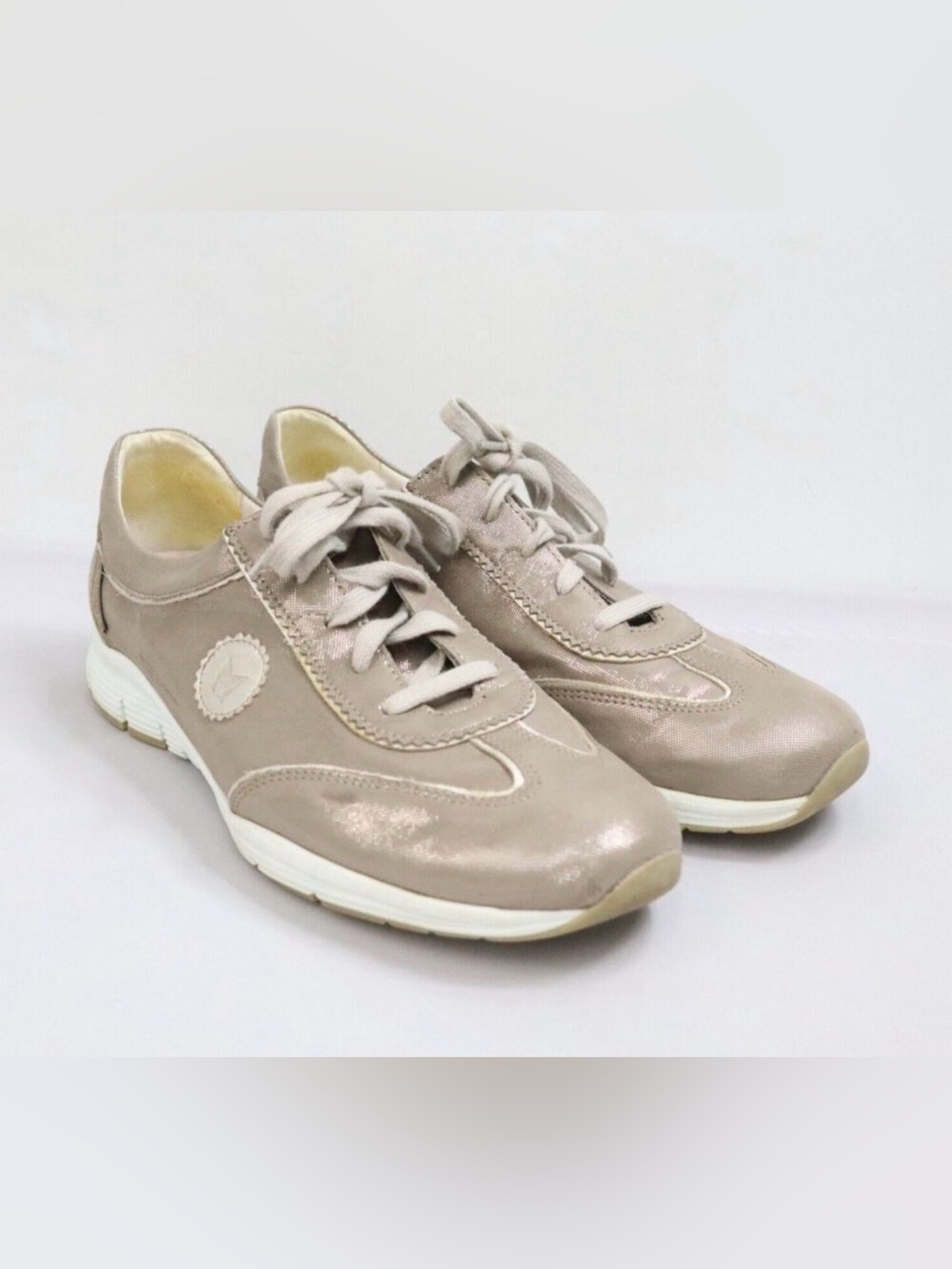 MEPHISTO Yael Gold Metallic Comfort Sneakers - Sz 9.5 Women’s